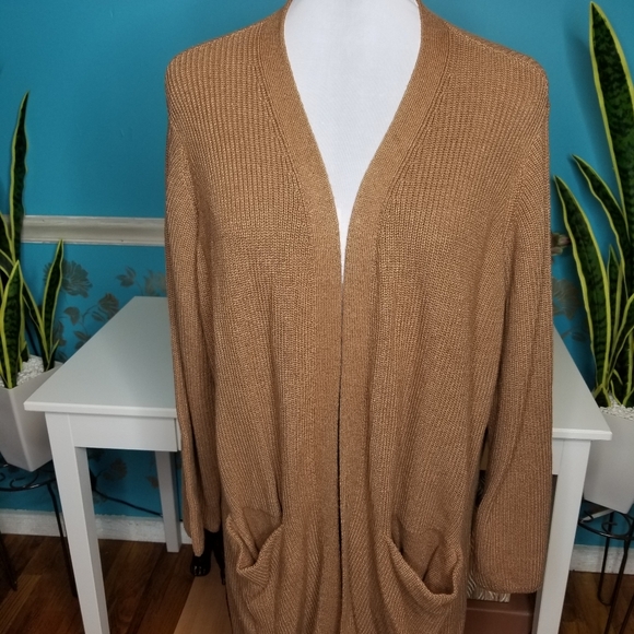 Old Navy Long Cardigan Camel - Picture 9 of 10